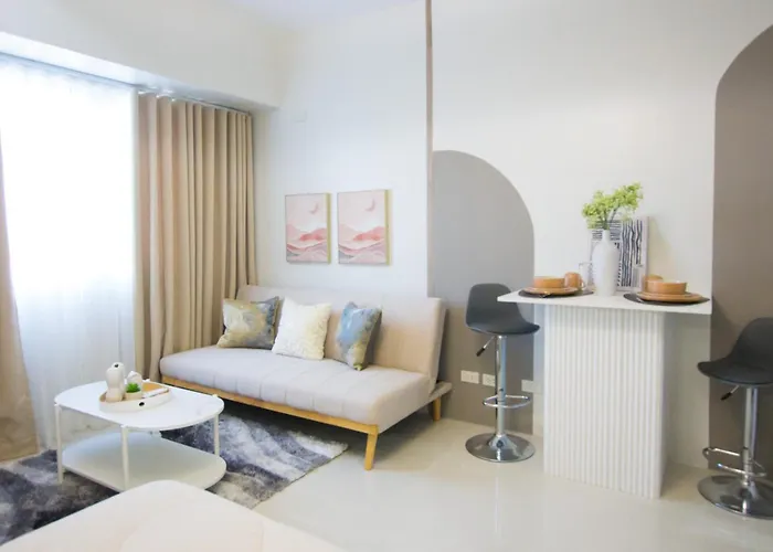 Casa - Vibrant Center Near Ayala Mall Apartment
